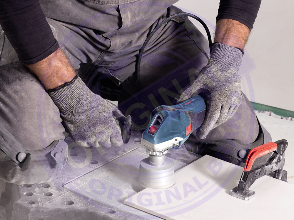 Ъглошлайф-за-рязане-и-пробиване-на-фаянсови-плочки-Bosch-GCT-115-Professional-0-601-391-001-3